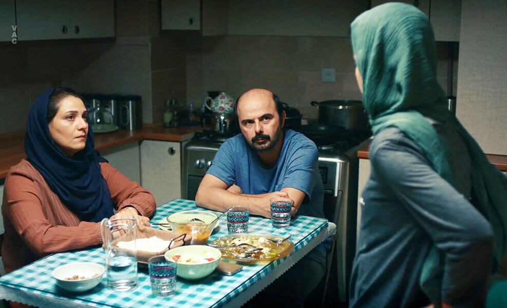 فیلم پویا بادکوبه