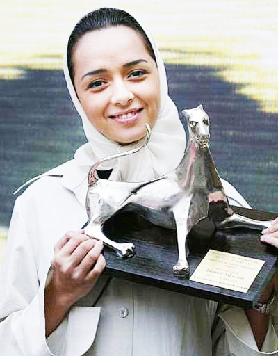 شخصیتی که علیدوستی در این فیلم ایفا می کند، سمیرا، فقط می خواهد خوشبخت باشد. می خواهد برای خودش و فرزندش یک زندگی جدید بسازد و به راستی که در این نقش بسیار خوب ظاهر شده است.