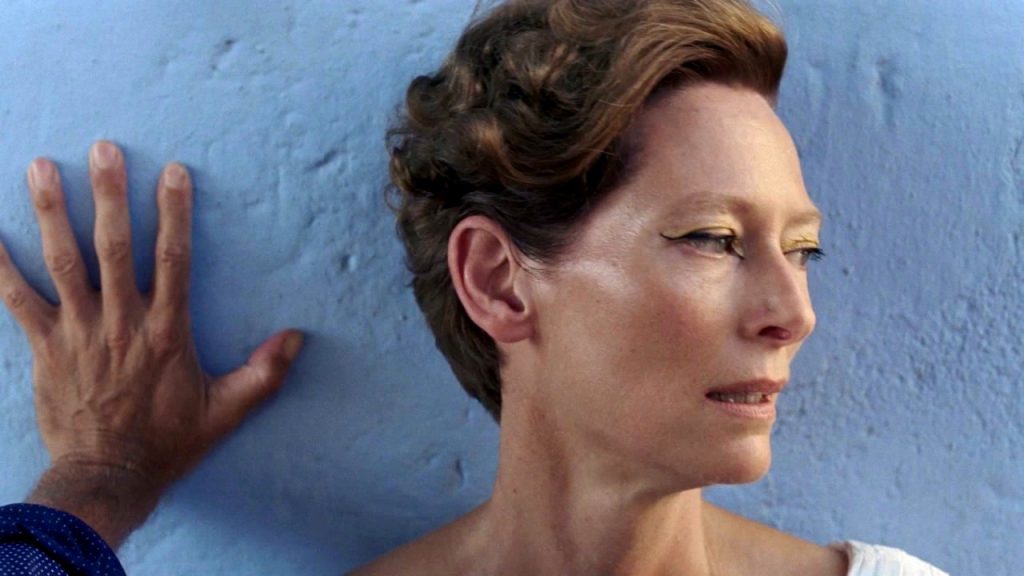 تیلدا سوینتون در فیلم «شتکی بزرگتر» (A Bigger Splash)