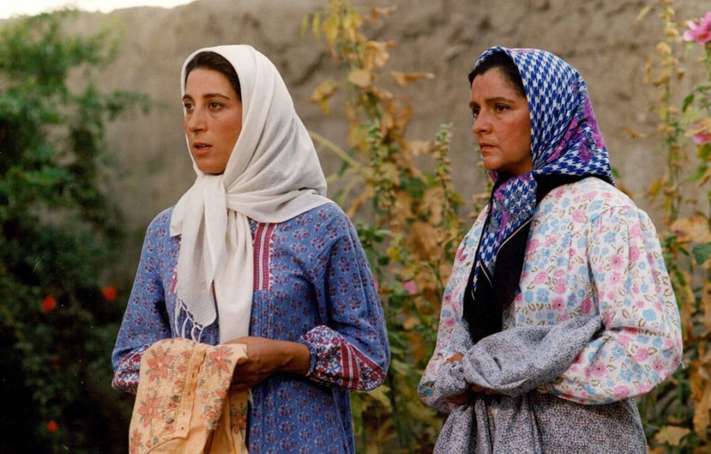 روسری آبی گلاب آدینه
