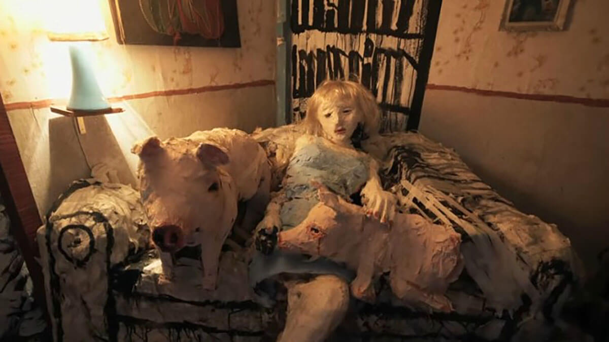 نقد و بررسی خانه گرگ THE WOLF HOUSE بلاگ نماوا