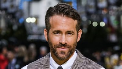 https://www.namava.ir/mag/wp-content/uploads/2020/10/Ryan-Reynolds-400x225.jpg