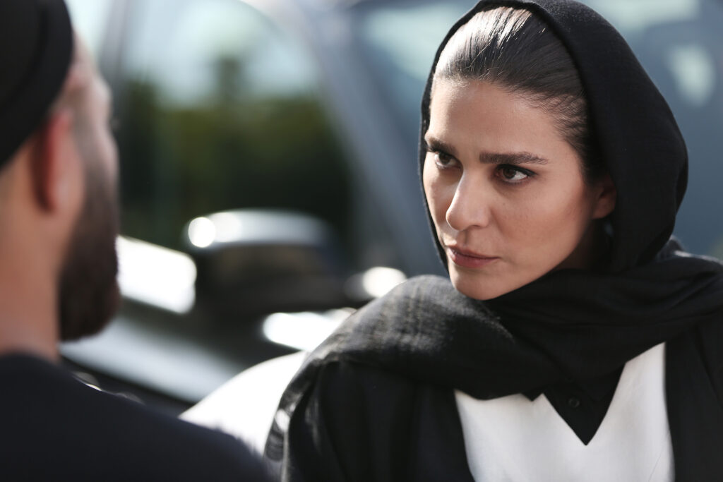 پلک زدن سر چهار راه / درباره بازی سحر دولتشاهی در سریال «قورباغه» - بلاگ نماوا