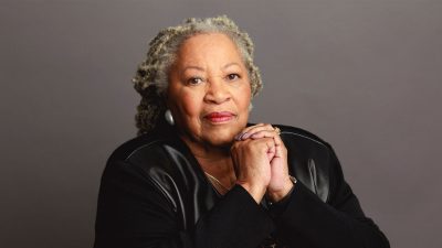 https://www.namava.ir/mag/wp-content/uploads/2021/05/Toni-Morrison-400x225.jpg