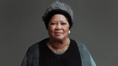 https://www.namava.ir/mag/wp-content/uploads/2021/05/Toni-Morrison2-400x225.jpg