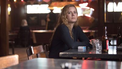 https://www.namava.ir/mag/wp-content/uploads/2021/09/Sharp-Objects-400x225.jpg