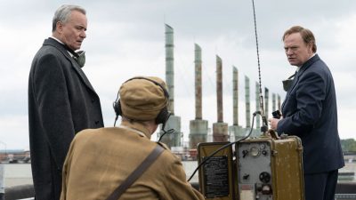 https://www.namava.ir/mag/wp-content/uploads/2021/11/Chernobyl-400x225.jpg