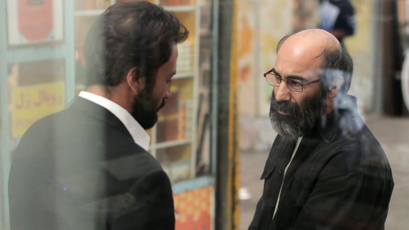محسن تنابنده و امیر جدیدی در فیلم قهرمان