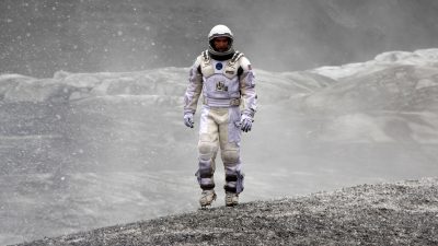 https://www.namava.ir/mag/wp-content/uploads/2022/01/Interstellar-1-400x225.jpg