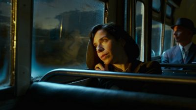 https://www.namava.ir/mag/wp-content/uploads/2022/01/Sally-Hawkins-in-The-Shape-of-Water-2017-400x225.jpg