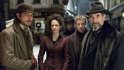 https://www.namava.ir/mag/wp-content/uploads/2022/01/Timothy-Dalton-Josh-Hartnett-Eva-Green-and-Harry-Treadaway-in-Penny-Dreadful-2014-400x225.jpg