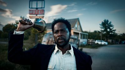 https://www.namava.ir/mag/wp-content/uploads/2022/06/Harold-Perrineau-in-From-2022-400x225.jpg