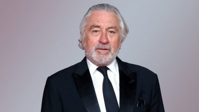 https://www.namava.ir/mag/wp-content/uploads/2022/06/Robert-De-Niro-400x225.jpg