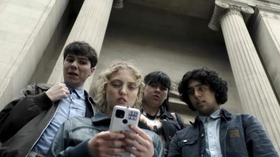 https://www.namava.ir/mag/wp-content/uploads/2022/09/Red-Rose-on-BBC3-and-Netflix-stars-Ali-Khan-Ashna-Rabheru-Natalie-Blair-Amelia-Clarkson-Ellis-Howard-Harry-Redding1-400x225.jpg