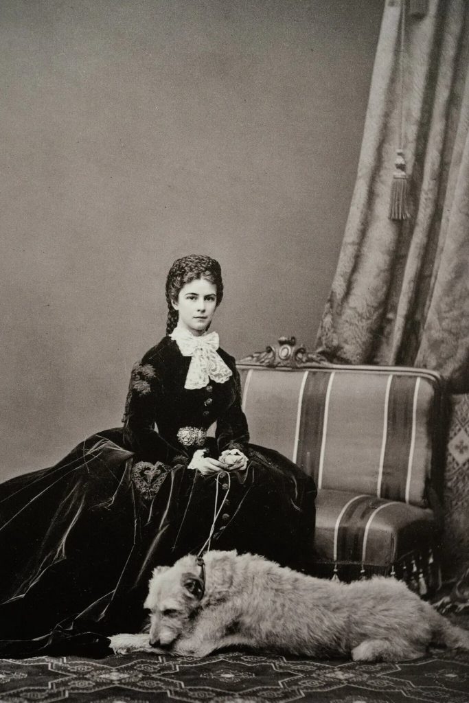 عکس ملکه الیزابت