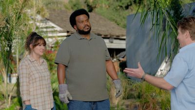 https://www.namava.ir/mag/wp-content/uploads/2023/09/Claudia-ODoherty-and-Craig-Robinson-in-Season-2-of-Killing-It-2-400x225.jpg