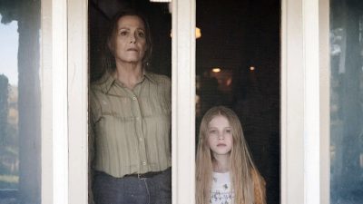 https://www.namava.ir/mag/wp-content/uploads/2023/10/Sigourney-Weaver-and-Alyla-Browne-in-The-Lost-Flowers-of-Alice-Hart-2023-400x225.jpg