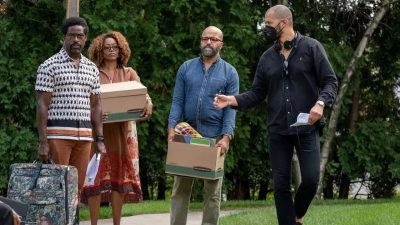 https://www.namava.ir/mag/wp-content/uploads/2024/03/Cord-Jefferson-far-right-with-Sterling-K.-Brown-Erika-Alexander-and-Jeffrey-Wright-Orion-400x225.jpg