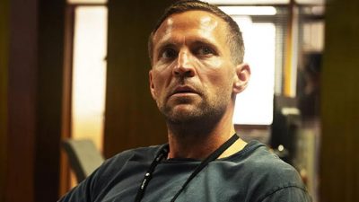 https://www.namava.ir/mag/wp-content/uploads/2026/09/Detective-Hole-1000-x-356-400x225.jpg